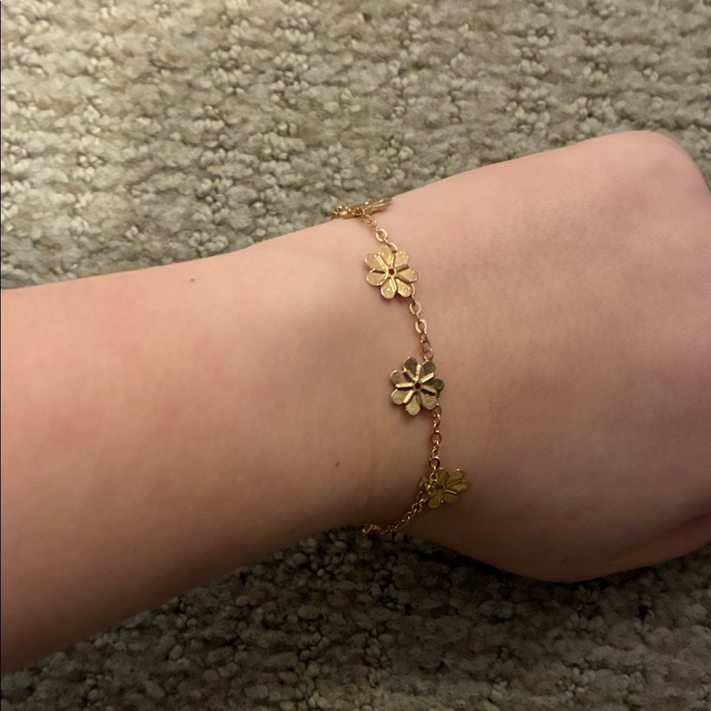 Gold Flower Bracelet